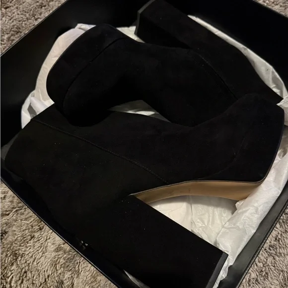 Elegant Black coach Women's Ankle Boots - Picture 6 of 7